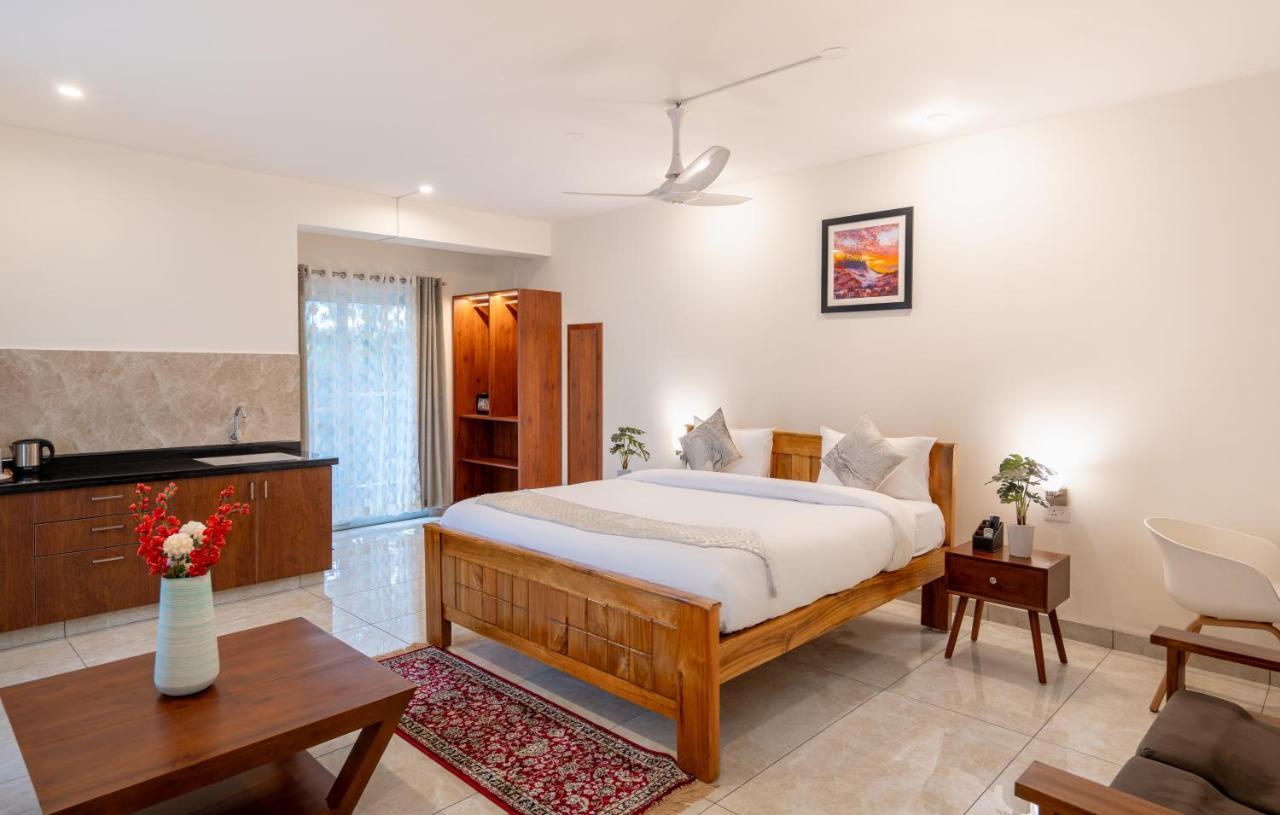 The Silver Chimes Suites บังกาลอร์ ภายนอก รูปภาพ
